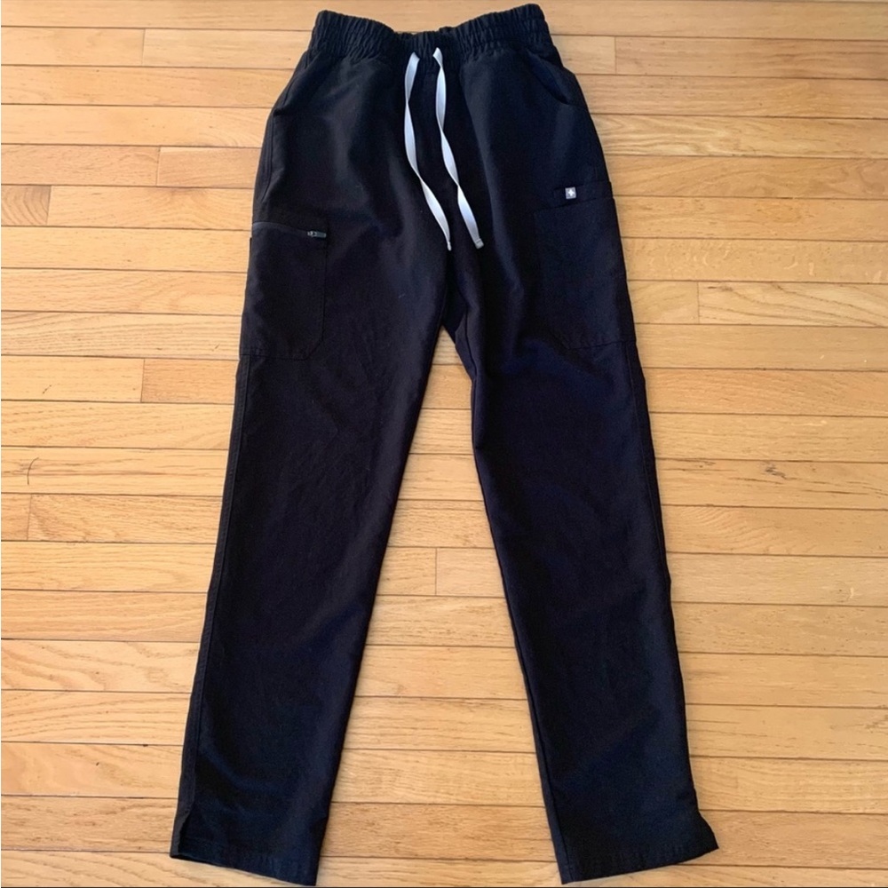 Figs Black Yola high waisted scrub pants